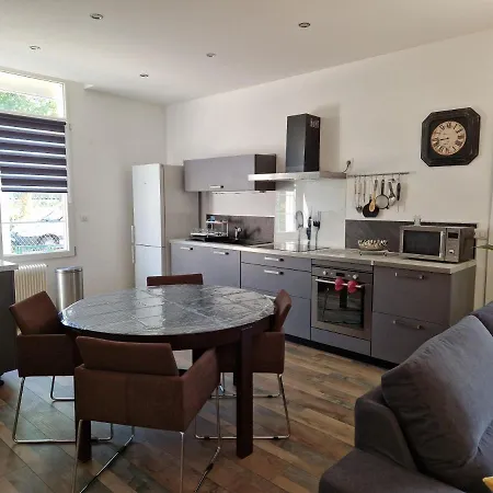 L'entre Deux Eaux 'maison' Balcon 'et Jardin * Remeš