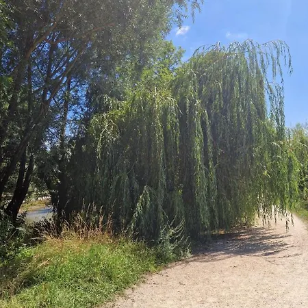 L'entre Deux Eaux 'maison' Balcon 'et Jardin *