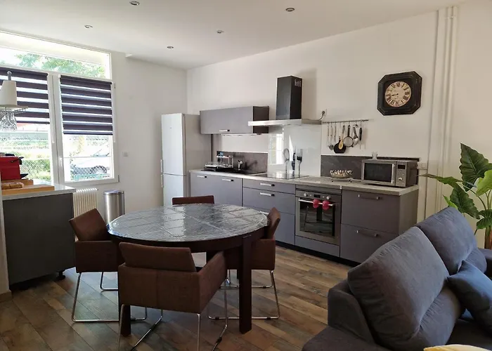 L'entre Deux Eaux 'maison' Balcon 'et Jardin * Remeš